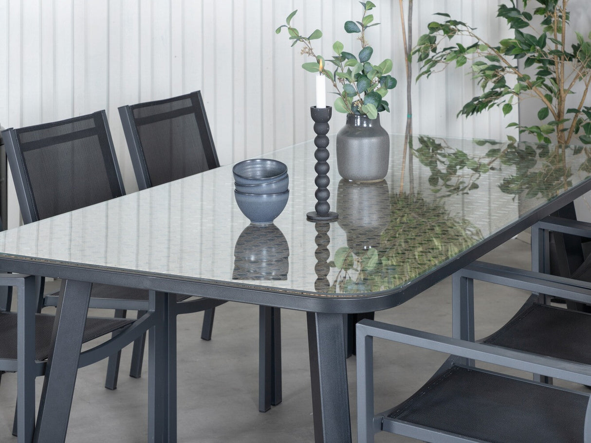 Stalo ir kėdžių komplektas 272687