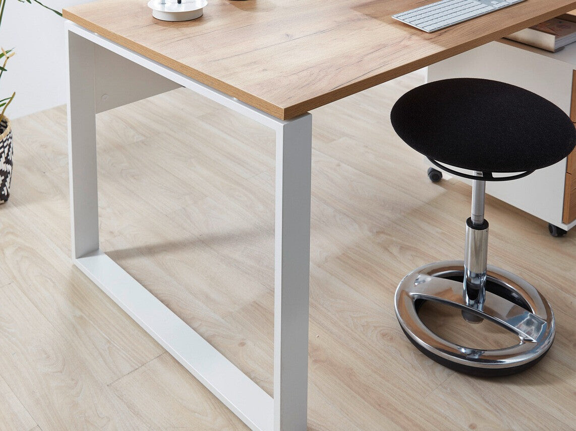 Kampinis darbo stalas 115198