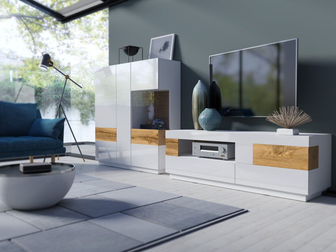 TV staliukas 94910