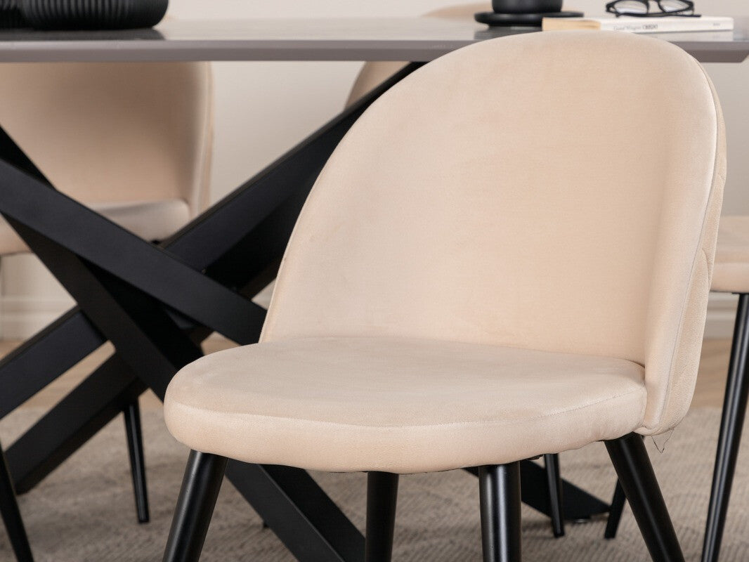 Valgomojo komplektas 441575