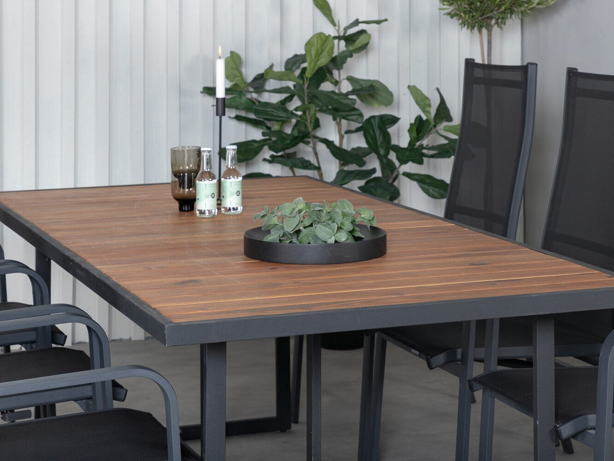 Stalo ir kėdžių komplektas 440354