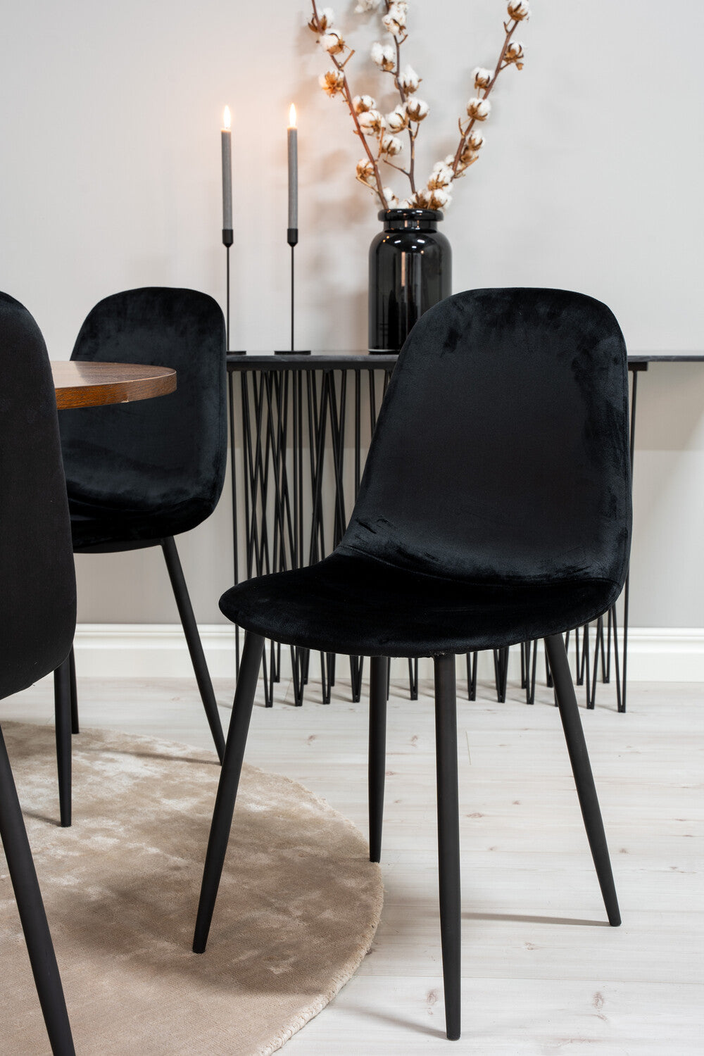 Valgomojo komplektas 310639