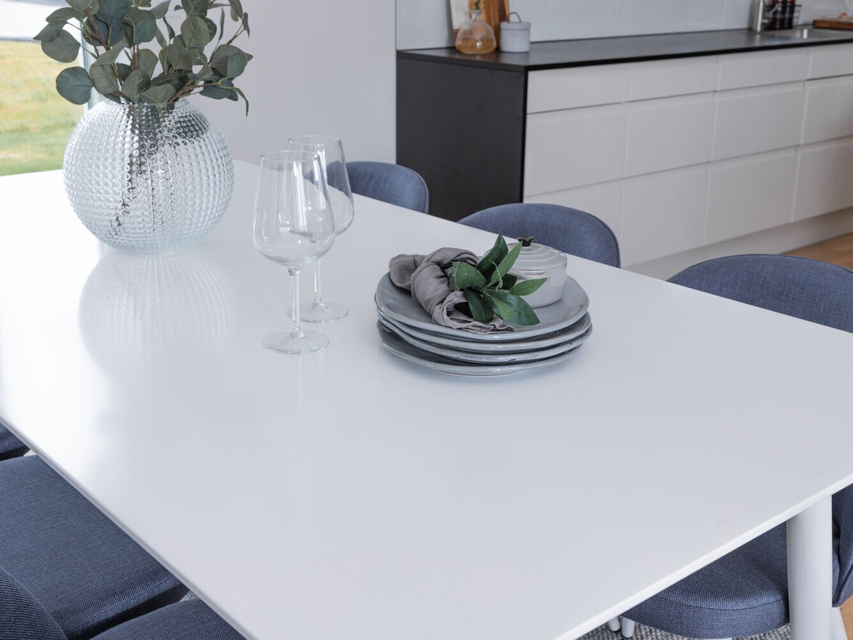 Valgomojo komplektas 424761