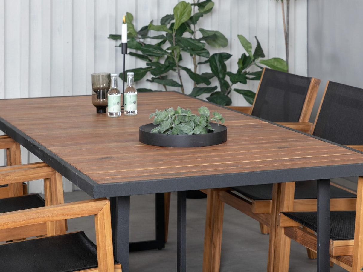 Stalo ir kėdžių komplektas 440429