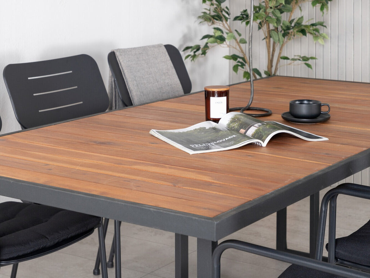 Stalo ir kėdžių komplektas 440491