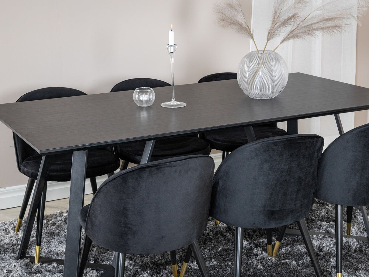 Valgomojo komplektas 305534