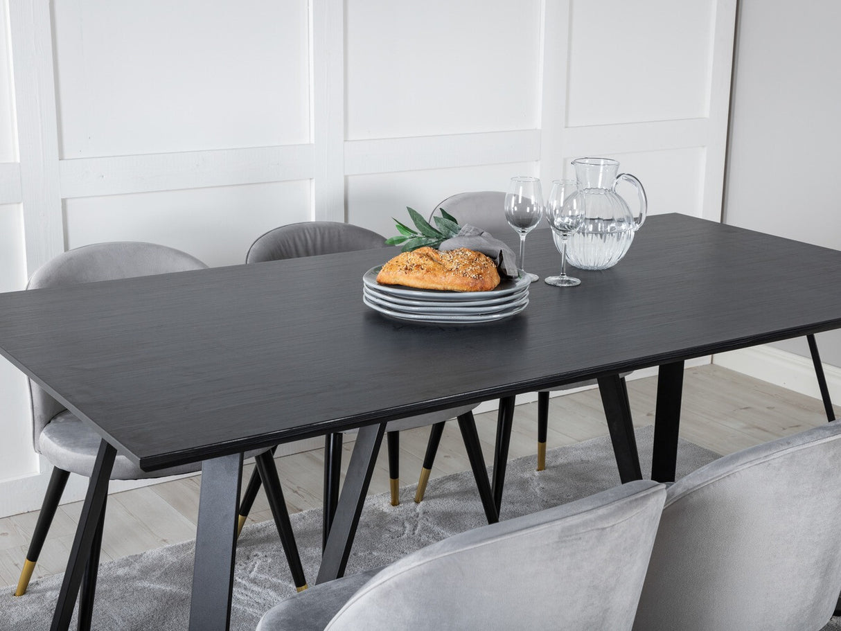 Valgomojo komplektas 305534