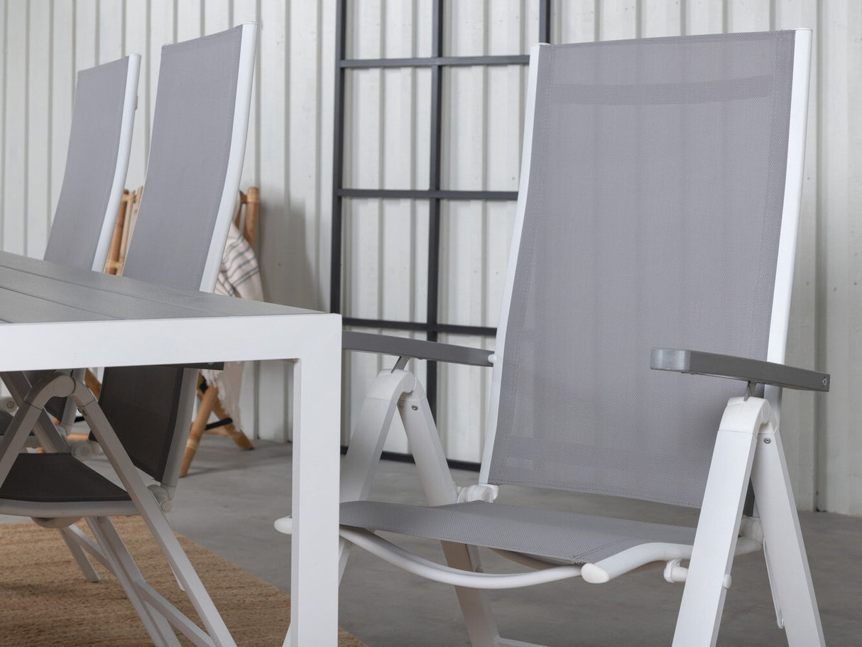 Stalo ir kėdžių komplektas 271195