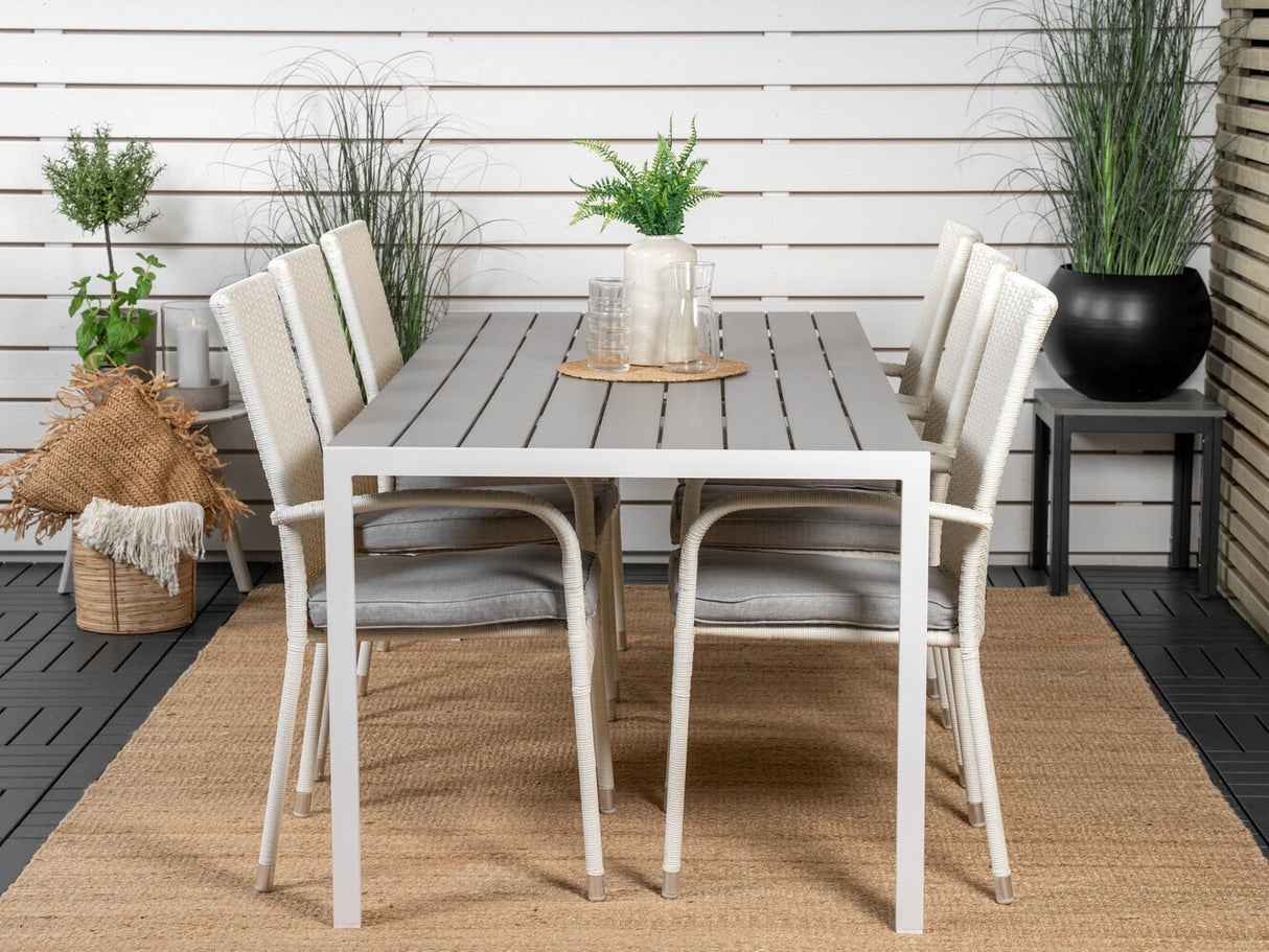 Stalo ir kėdžių komplektas 420672