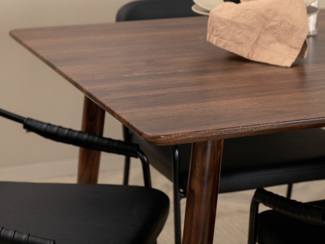 Valgomojo komplektas 491315