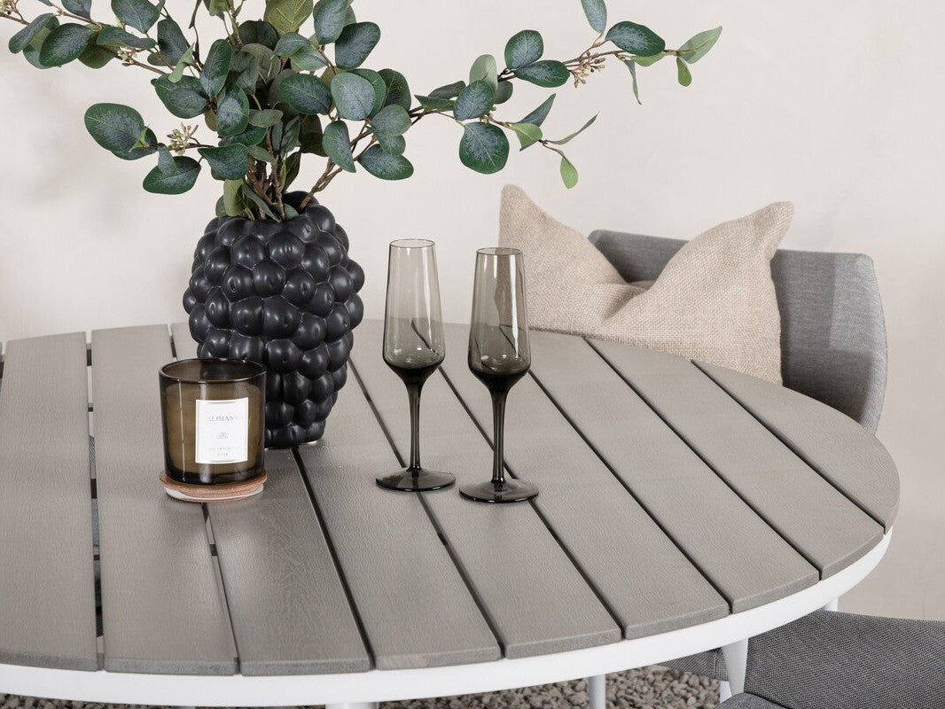 Stalo ir kėdžių komplektas 500527