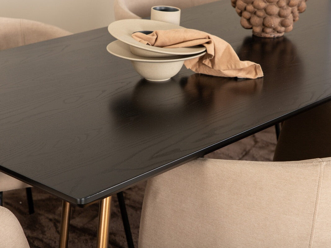 Valgomojo komplektas 503731