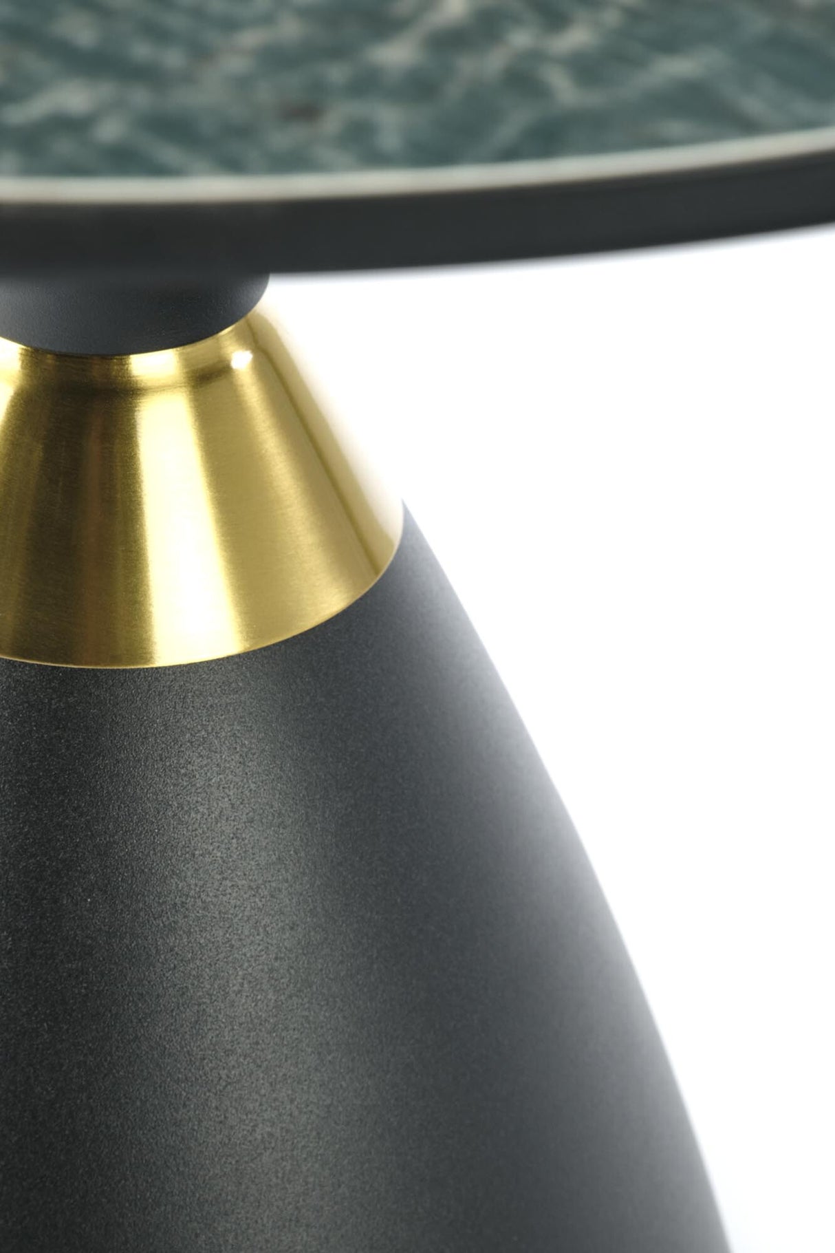 Žurnalinis staliukas 505555