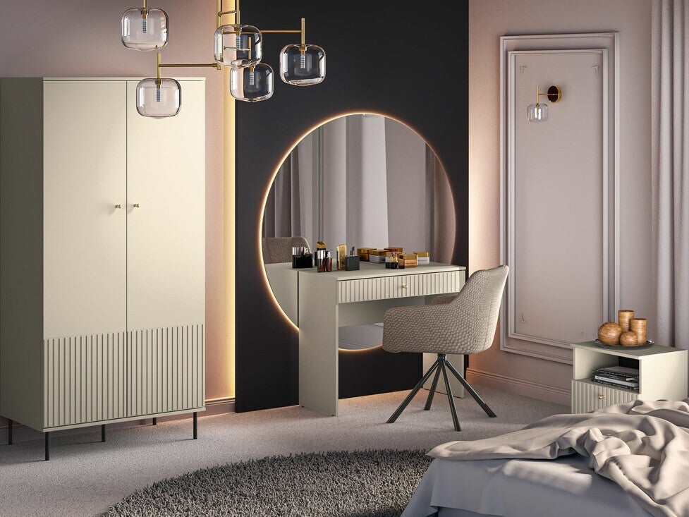 Naktinis staliukas 499280 3853833