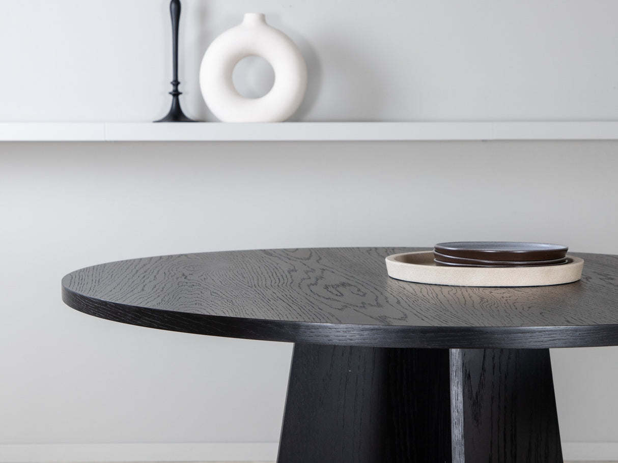 Stalas 549973 3908574