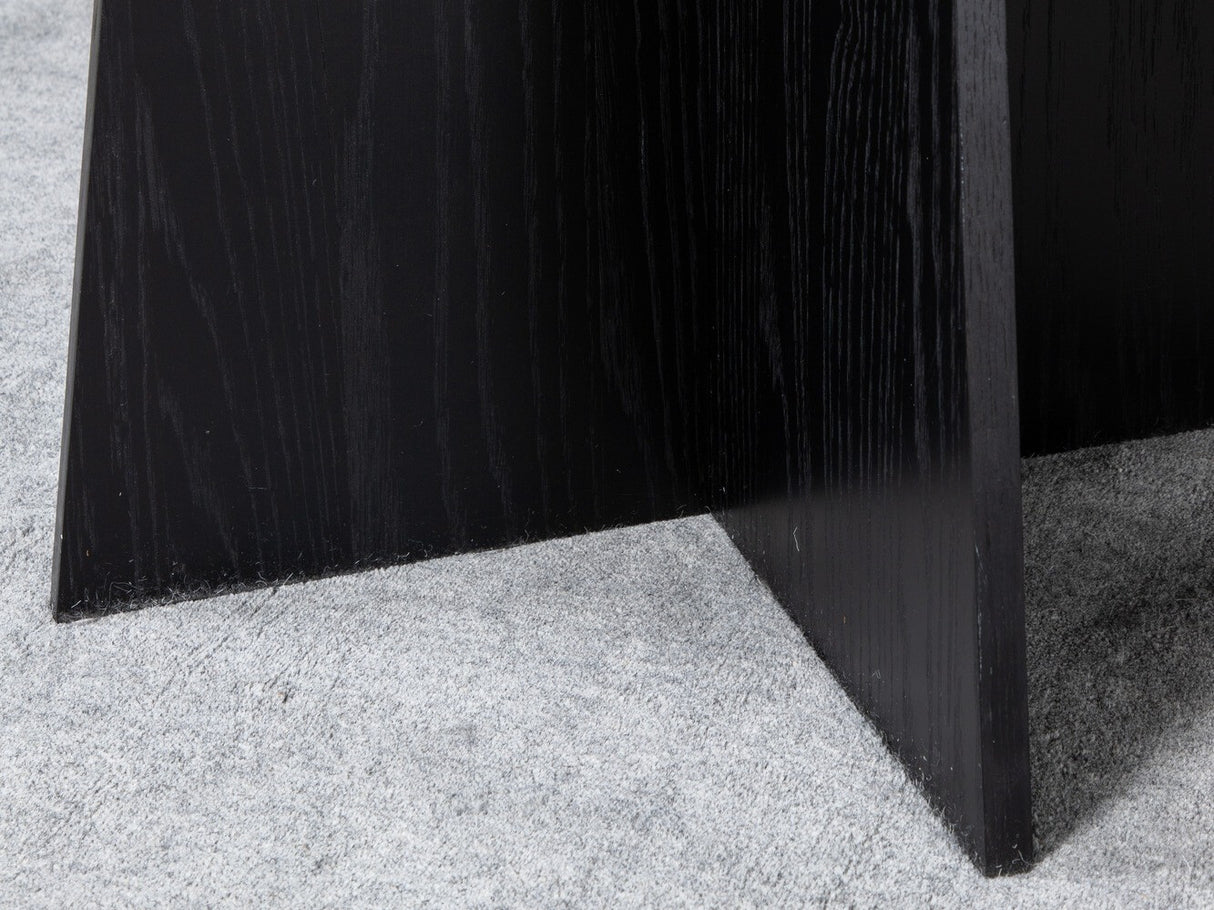 Stalas 549973 3908575