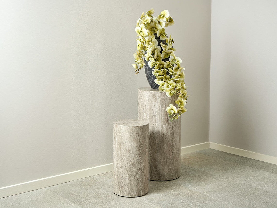 Šoninių staliukų komplektas 580410