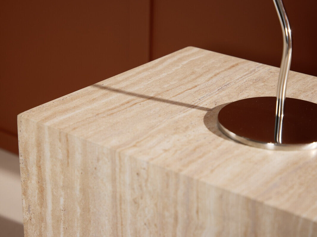 Šoninis staliukas 582000