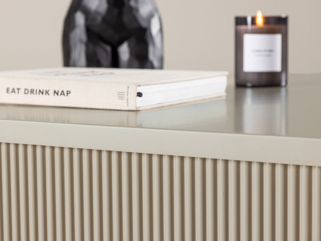 Žurnalinis staliukas 584012