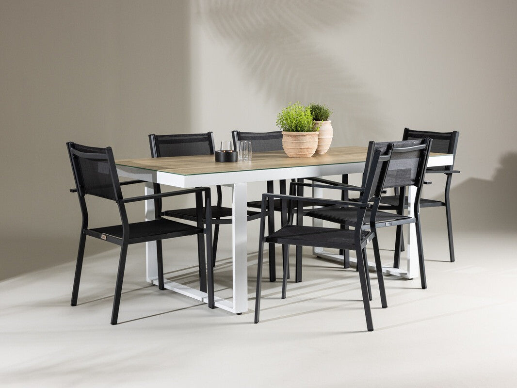 Stalo ir kėdžių komplektas 586590