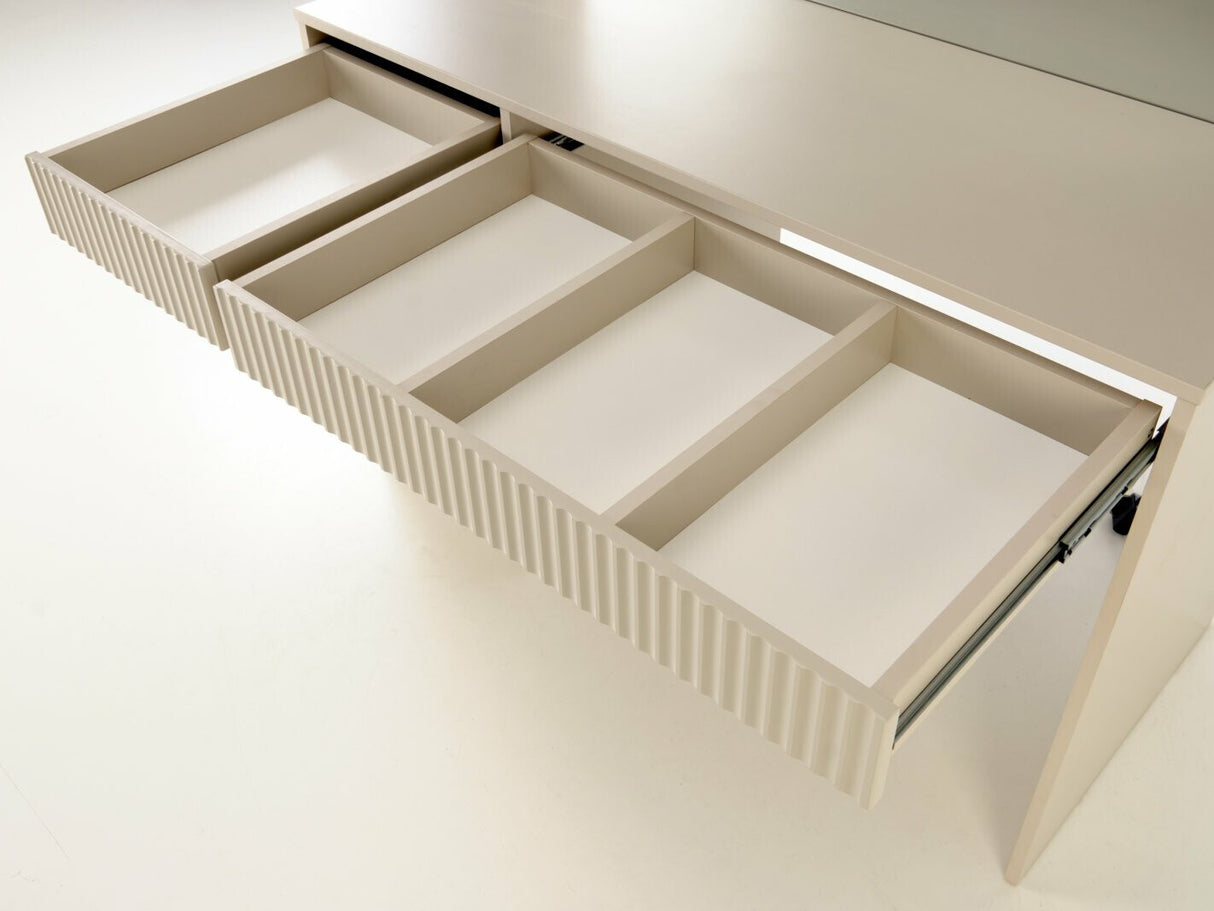 Makiažo staliukas 501841