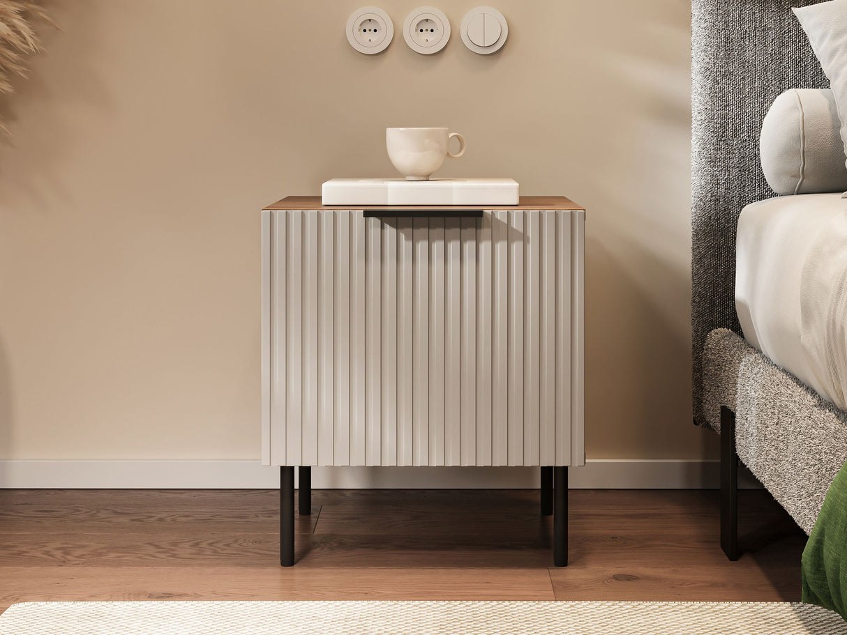 Naktinių staliukų komplektas 592734