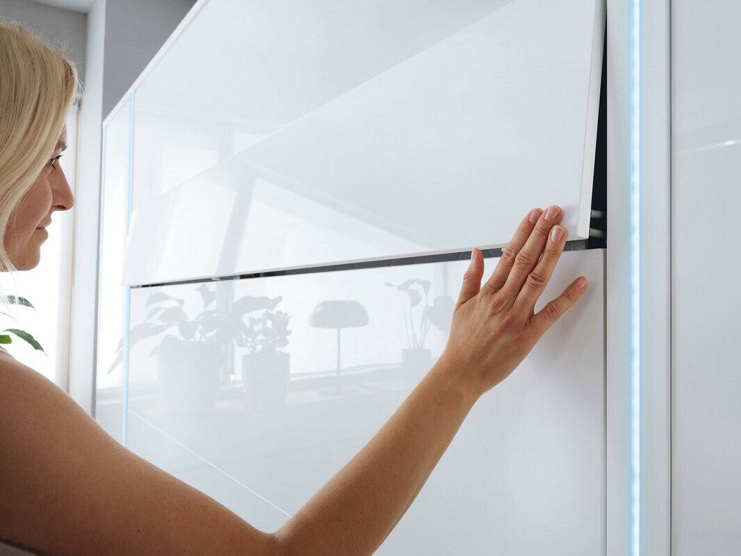 Lova - spinta 483423 4062883