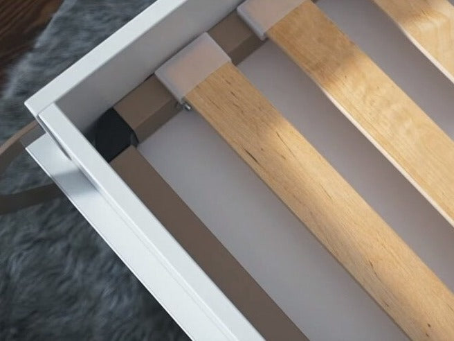 Lova - spinta 483040 4063070