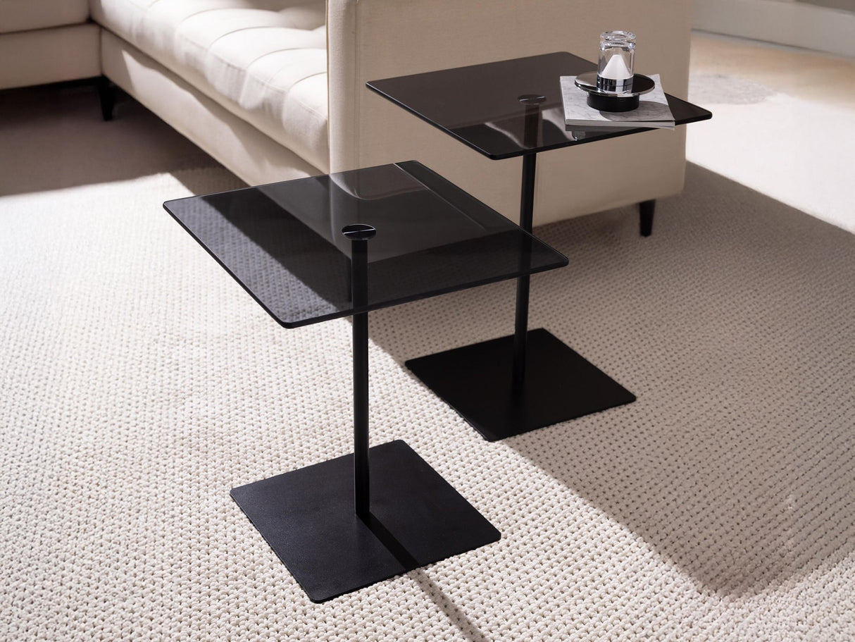 Šoninių staliukų komplektas 596990