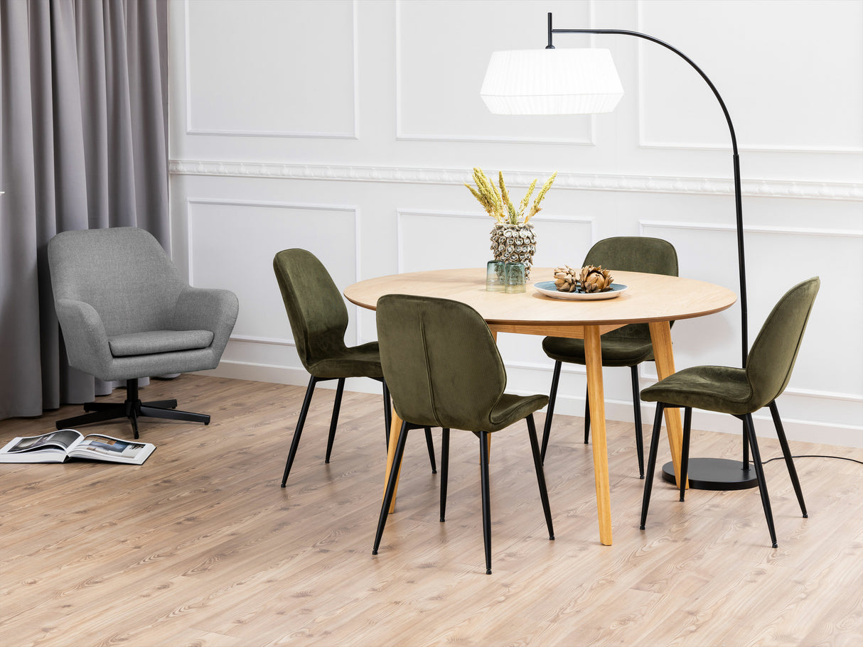 Stalas 415047 4137295