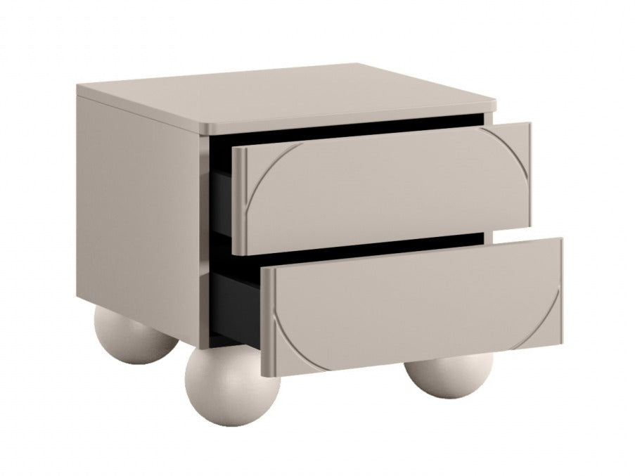 Naktinis staliukas 600554