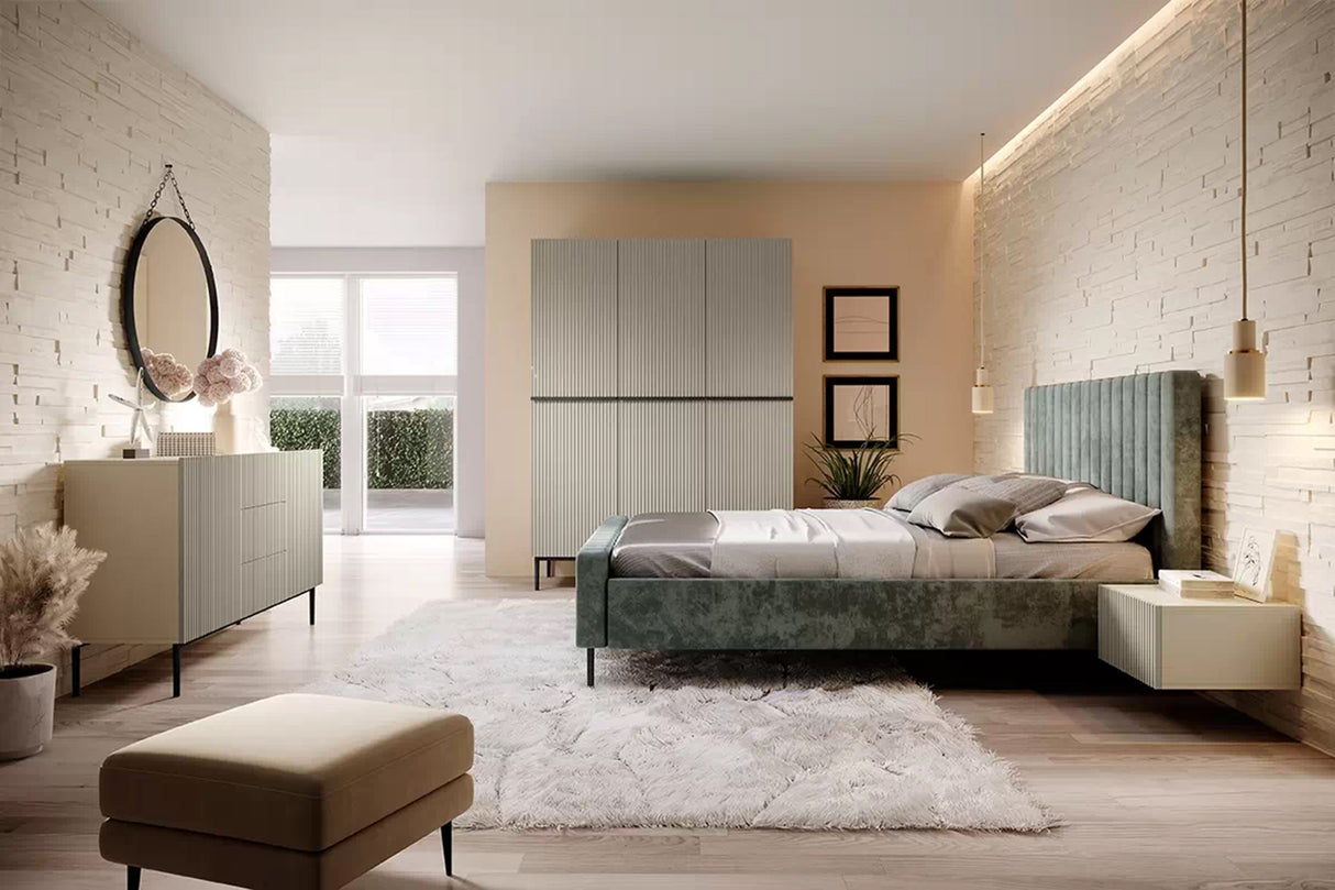 Naktinių staliukų komplektas 601004