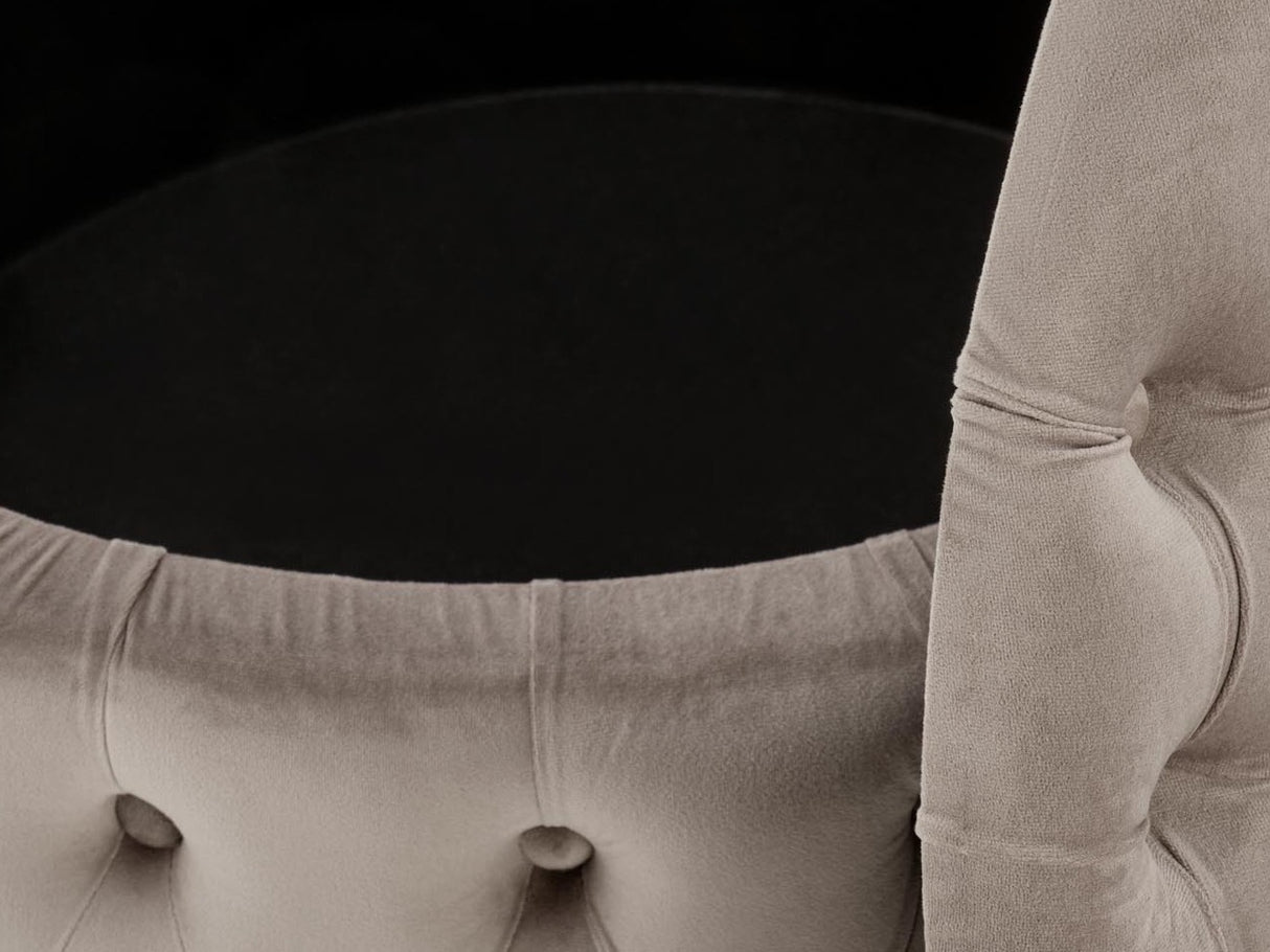 Pufas 555842 4227987