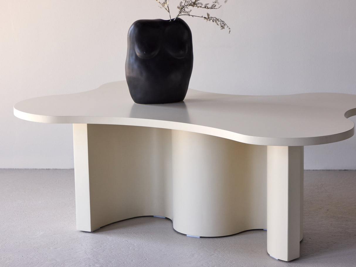 Žurnalinis staliukas 615992