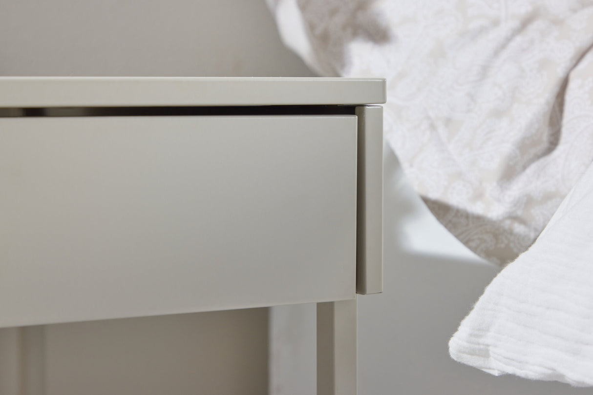 Naktinis staliukas 521462 4351564