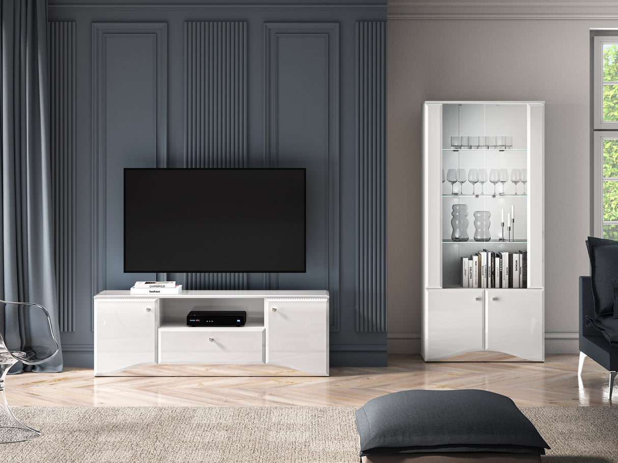 TV staliukas 233424