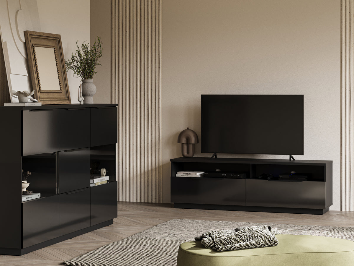 TV staliukas 687847