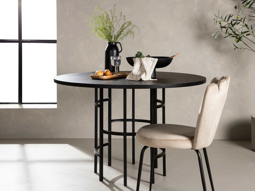 Stalas 457353 3723808