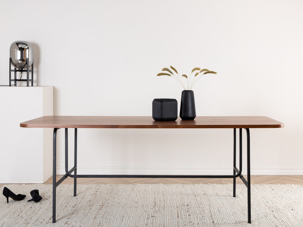 Stalas 342639 3730042