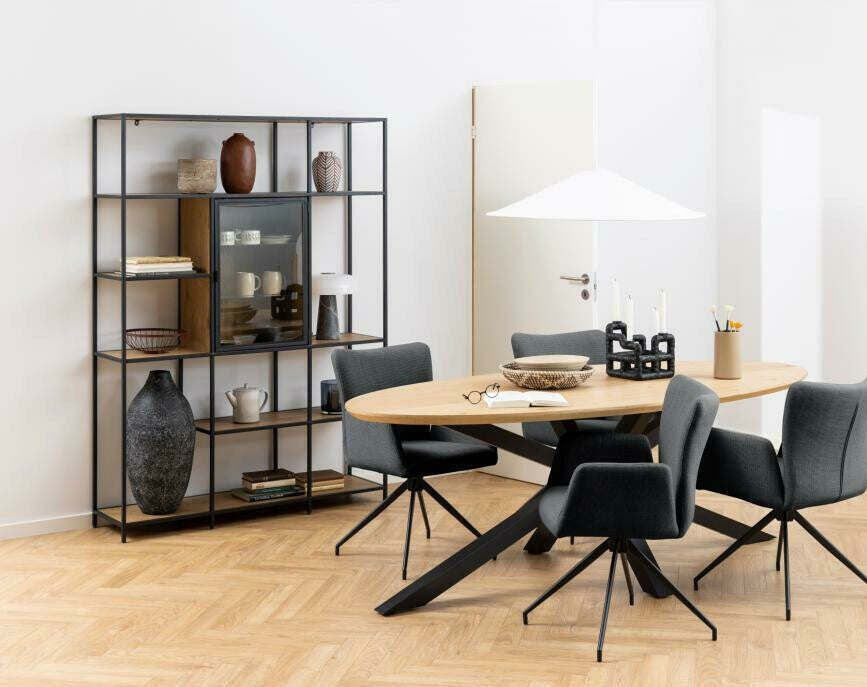 Stalas 493192 3734732