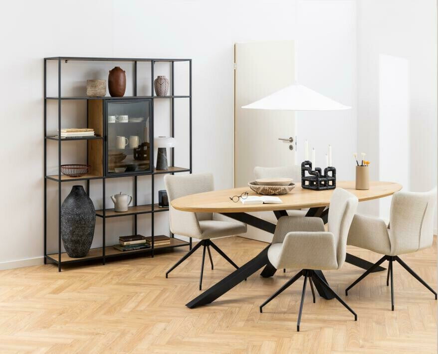 Stalas 493192 3734733