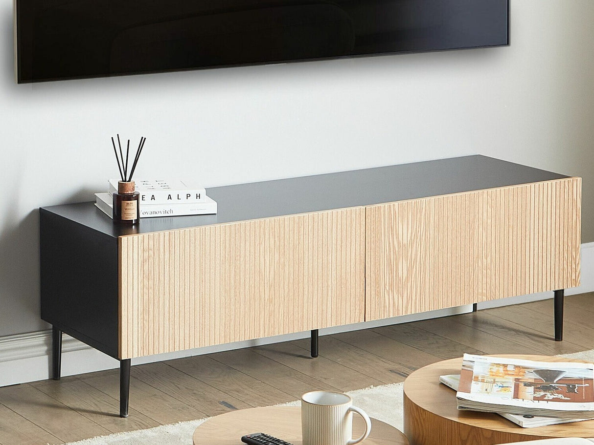 TV staliukas 587564