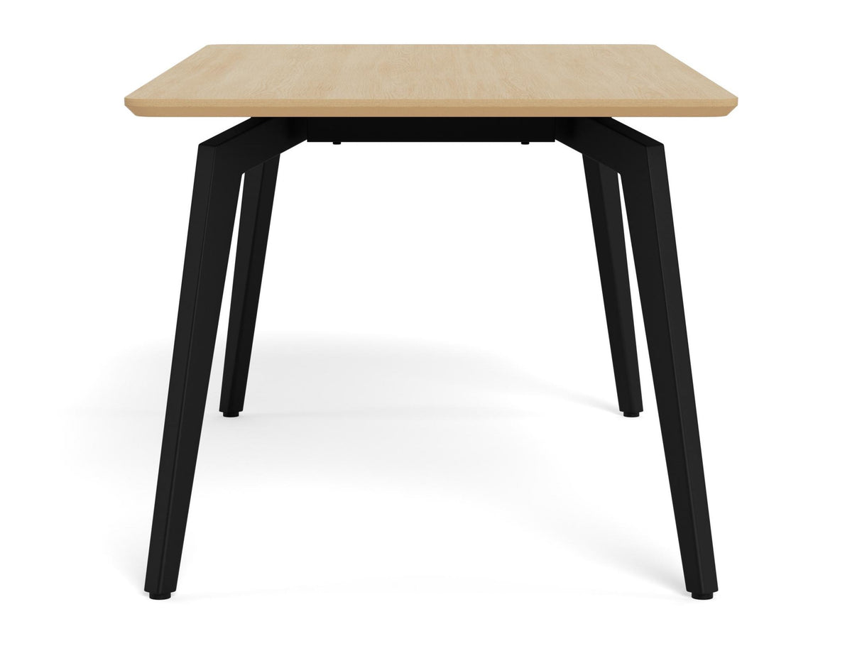 Stalas 582144 4400430