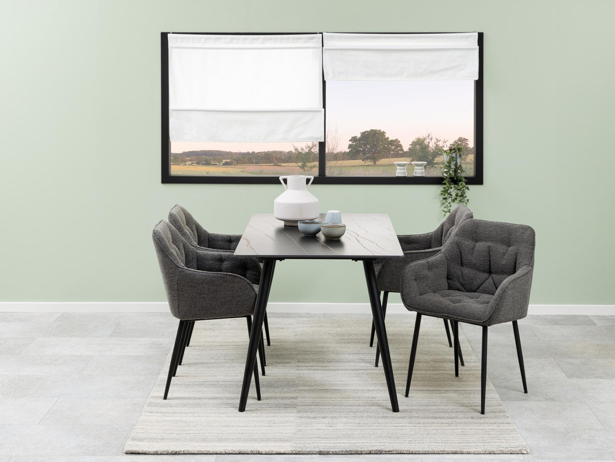 Stalas 449352 4400536