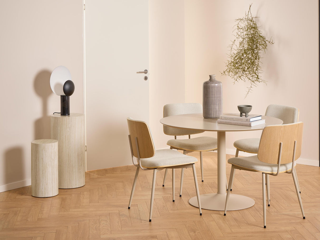 Šoninių staliukų komplektas 580410 4574435