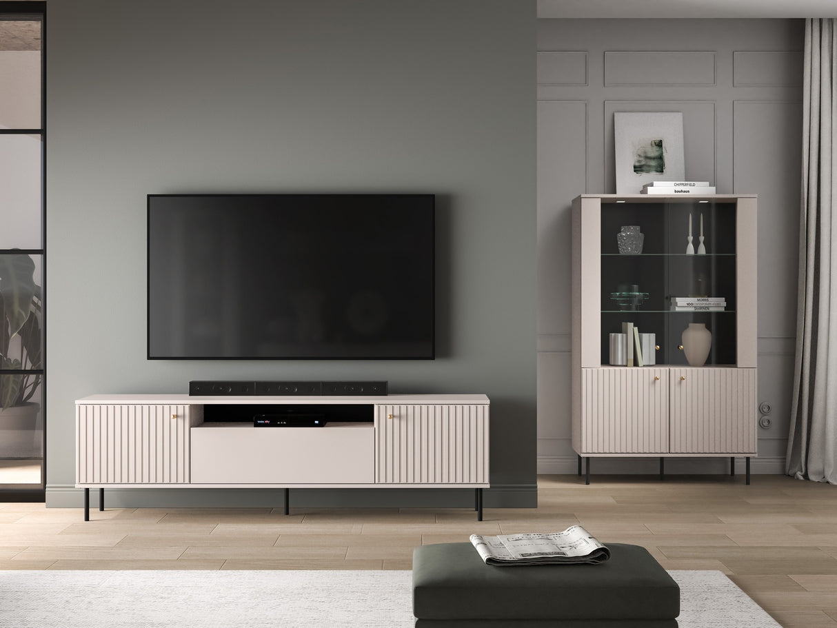 TV staliukas 643397