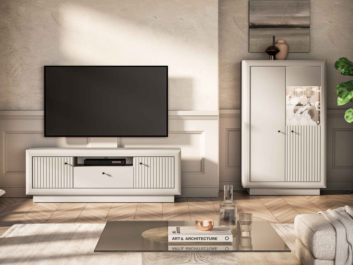 TV staliukas 674032
