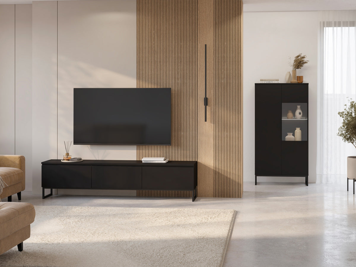 TV staliukas 681595